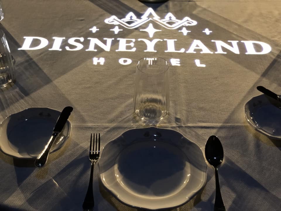 Disneyland Hotel - ré-ouverture le 25 Janvier 2024 - Page 19 Bczi