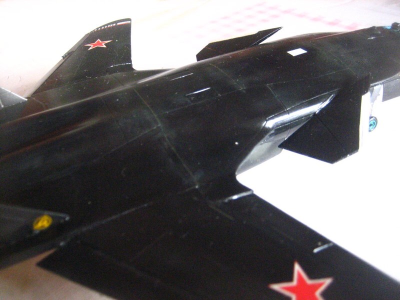 1/72 -  SOUKHOI Su-47 Berkut - ZVEZDA - Page 2 Lree