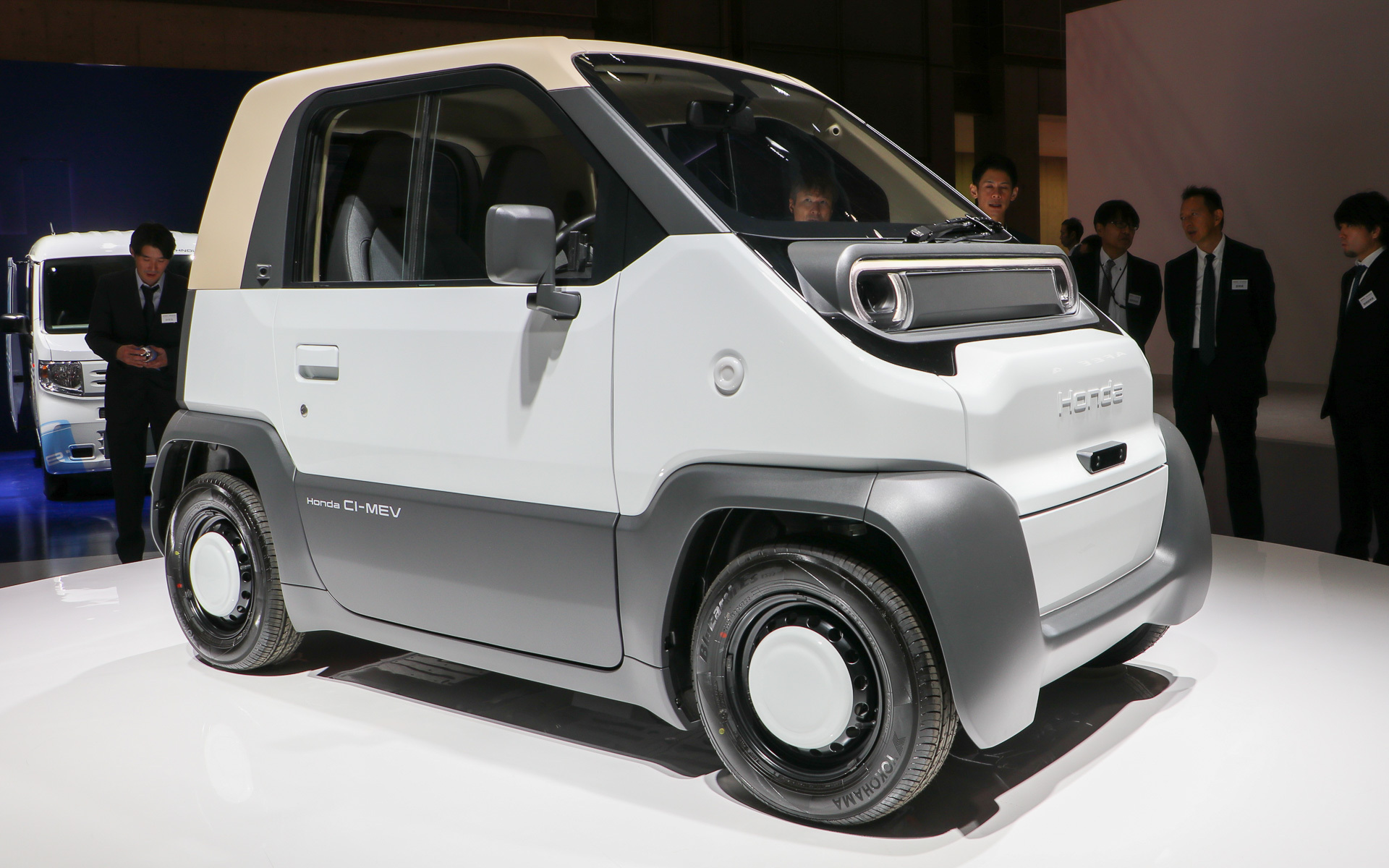 2023 - [Japon] Japan Mobility Show  77vy