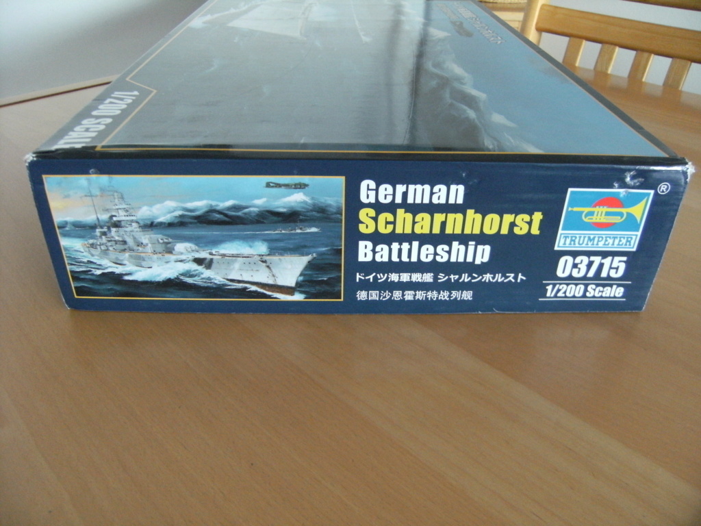 Scharnhorst au 1/200 de chez trumpeter .  76c0