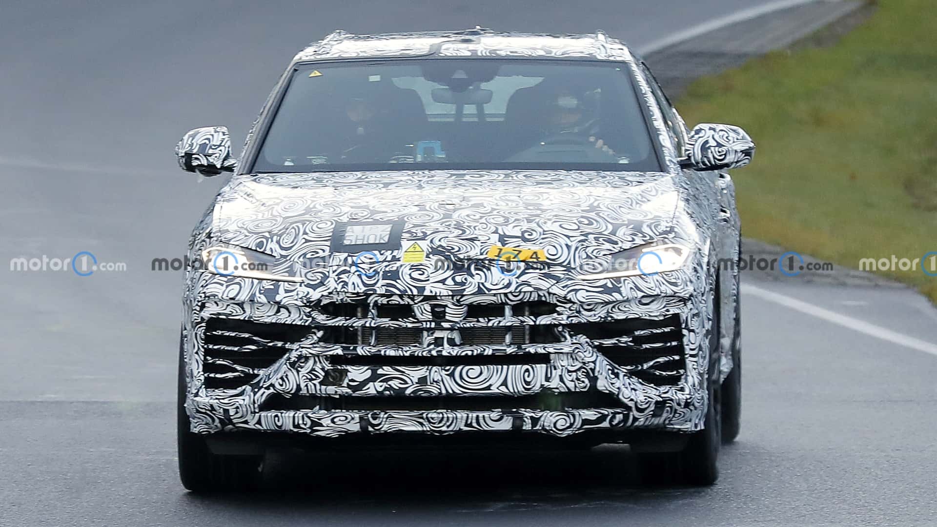 2018 - [Lamborghini] Urus [LB 736] - Page 13 L6ia