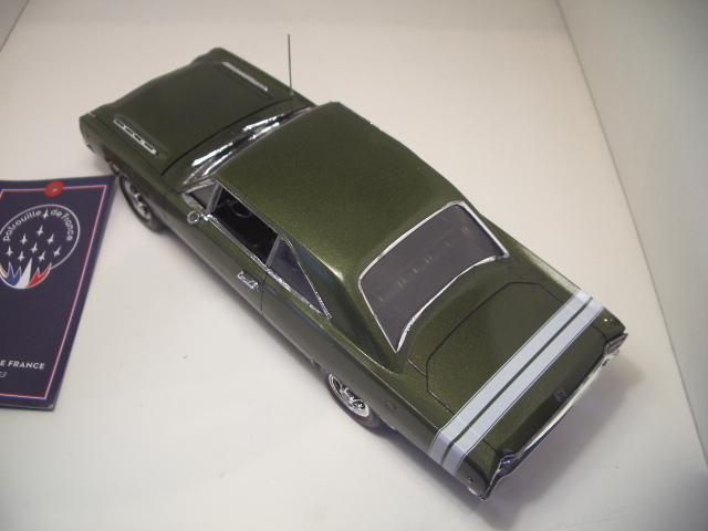 Dodge Dart HEMI 1968 de chez revell au 1/25 B1ud