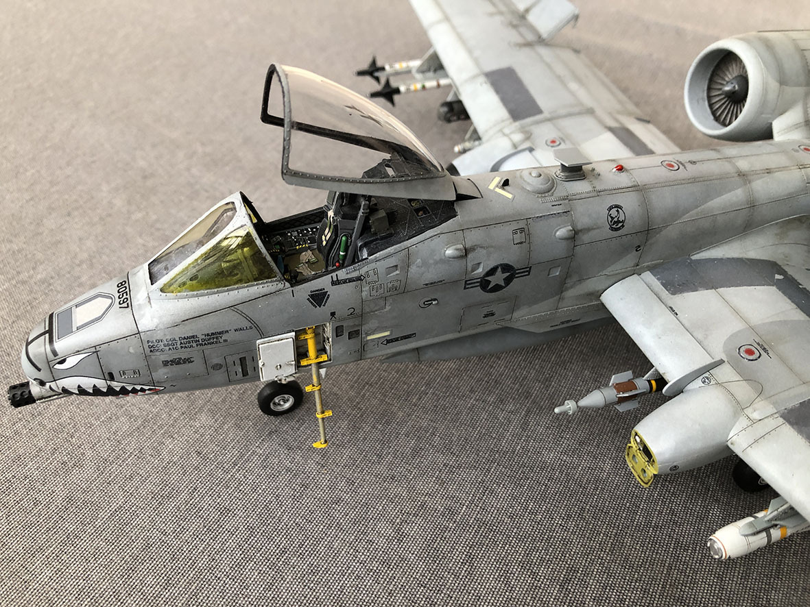 [Academy] Fairchild A-10C Thunderbolt II (Warthog)  1/48 Aisa