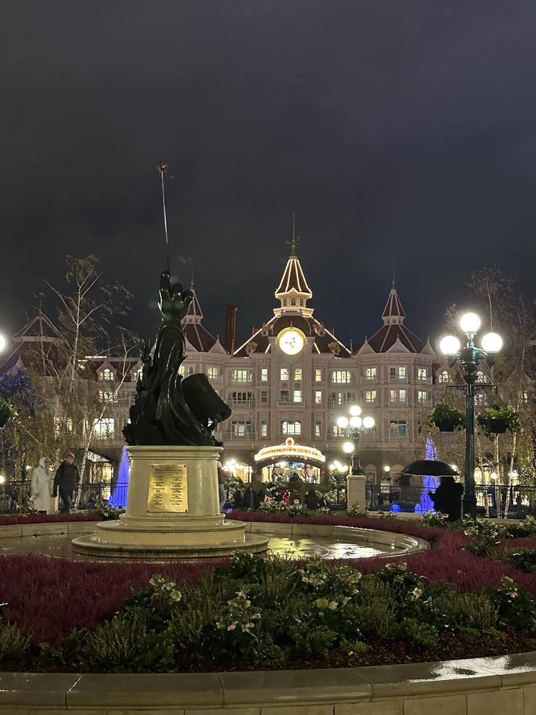 Disneyland Hotel - ré-ouverture le 25 Janvier 2024 - Page 21 Tmix