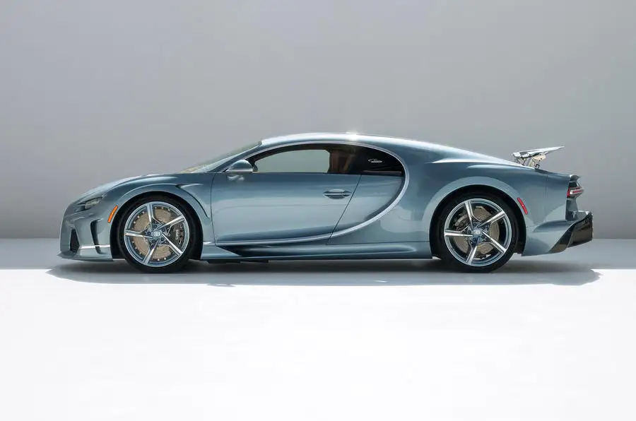 2016 - [Bugatti] Chiron  - Page 22 Yri2