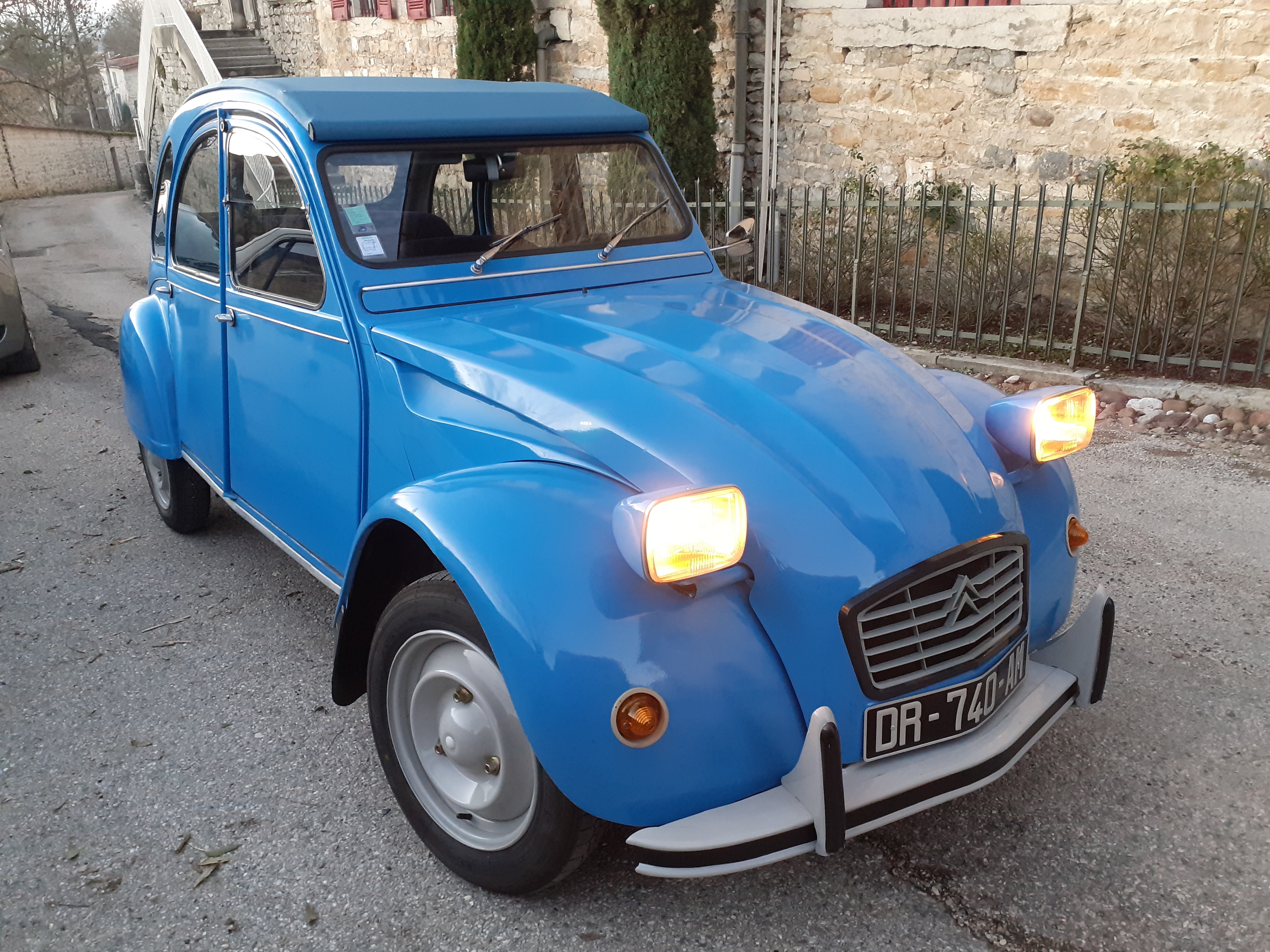 Citroën 2 CV - Page 2 Kw1z