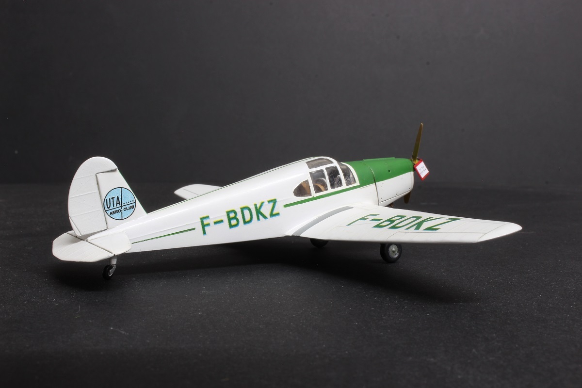 [KP] Mraz M-1C Sokol 1/72  Décoration AC d'UTA 1964 Iv8e