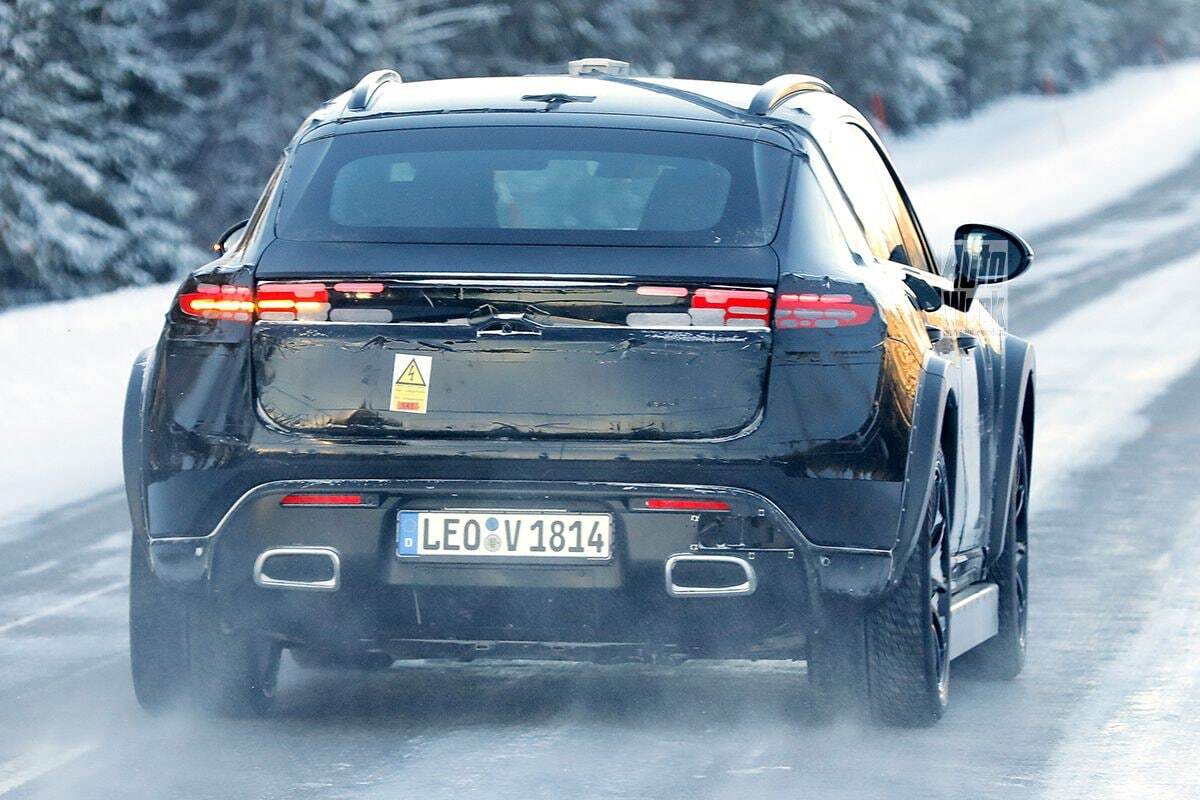 2026 - [Porsche] Cayenne EV  0owe