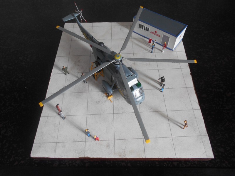 1/72 Sikorsky CH-126 Sea King  Revell - Page 4 B2f4