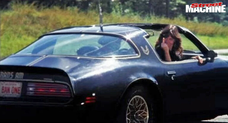 Pontiac Firebird 1977 SMOKEY AND THE BANDIT revell 1/25 Cat7