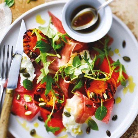 Salade de pastèque/jambon/burrata/abricots grillés Dnef