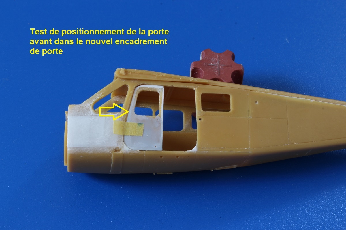 [Concours"Souriez, vous êtes filmés!"] [Model Art] Max-Holste MH-1521M Broussard  1/72 par Régis Biaux - Page 4 Sizv