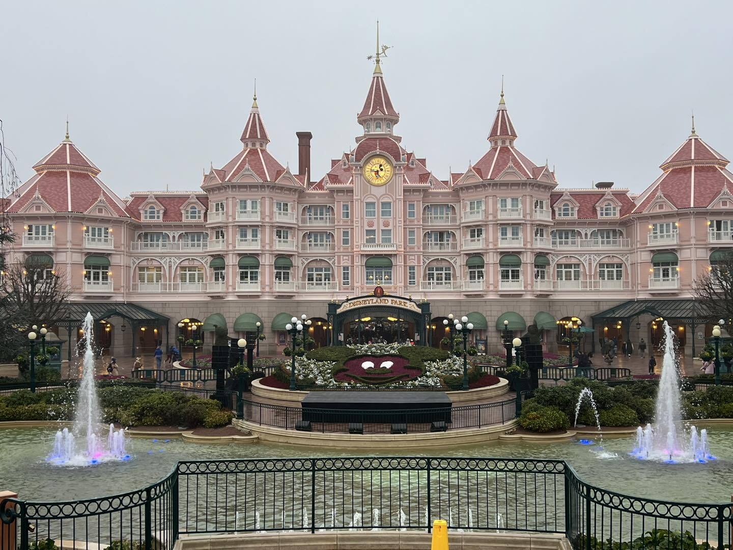 Disneyland Hotel - ré-ouverture le 25 Janvier 2024 1tr1