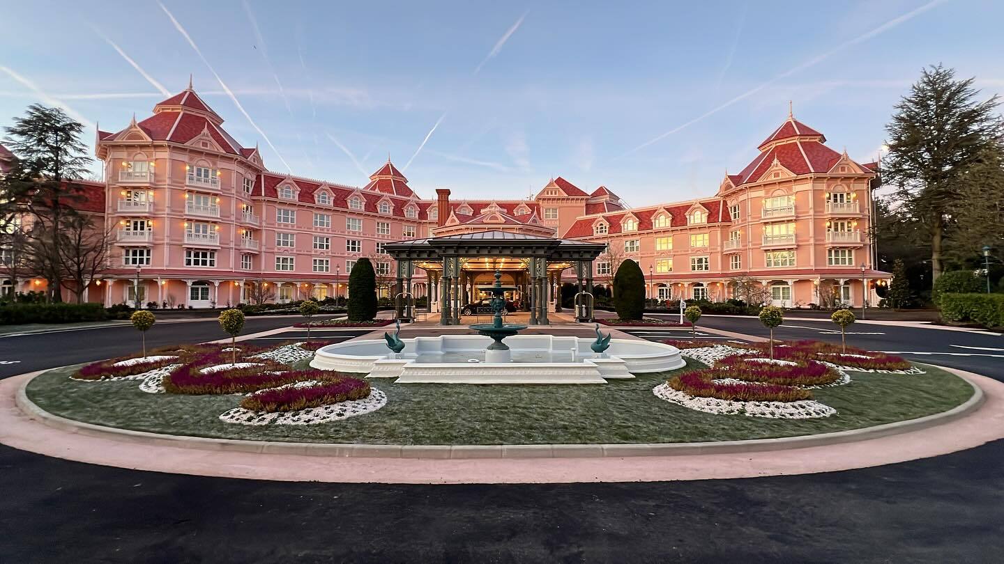 Disneyland Hotel - ré-ouverture le 25 Janvier 2024 Kyry