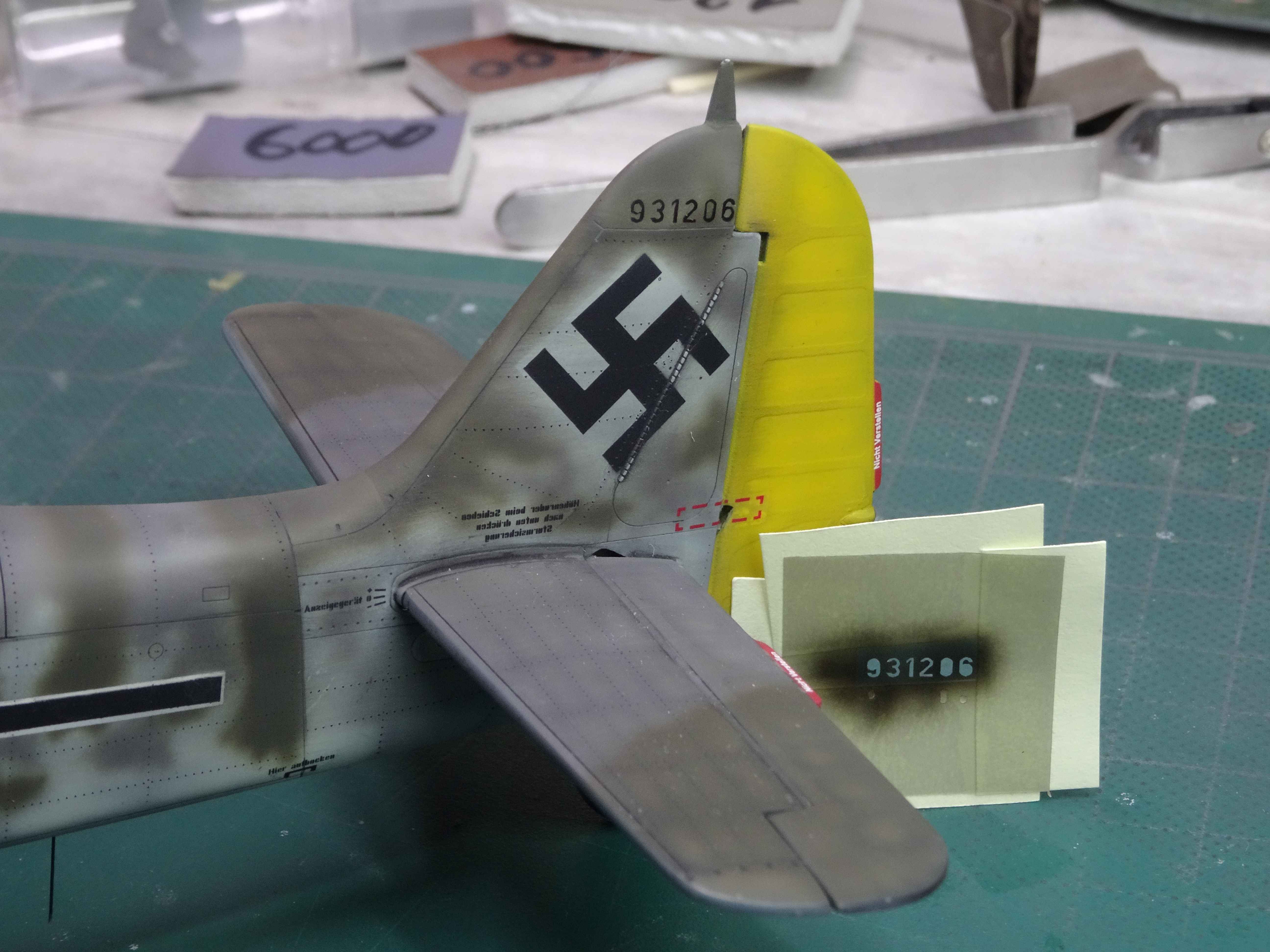 [Revell] Focke-Wulf Fw 190F-8   6./SG 10 - 1/32 Owaf