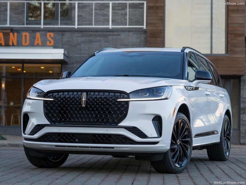 2019 - [Lincoln] Aviator - Page 2 Fek2