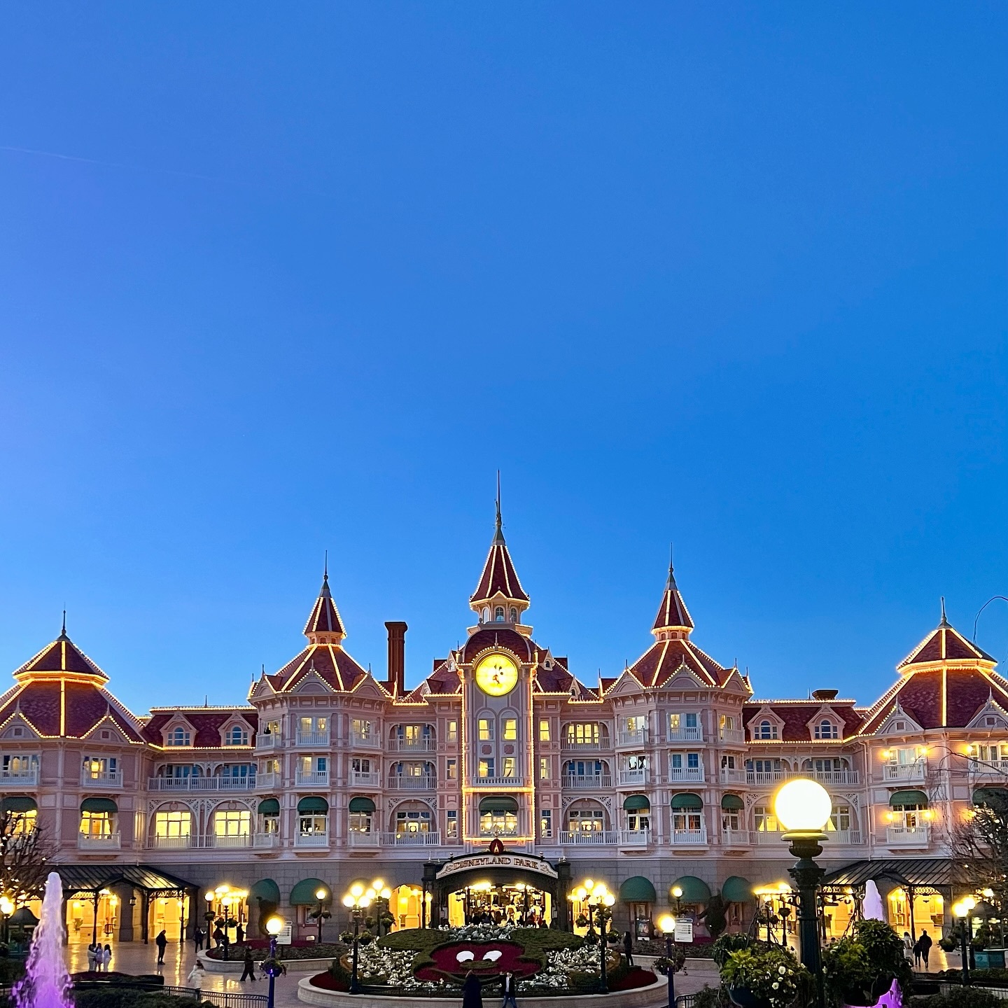 Disneyland Hotel - ré-ouverture le 25 Janvier 2024 - Page 4 Ziob