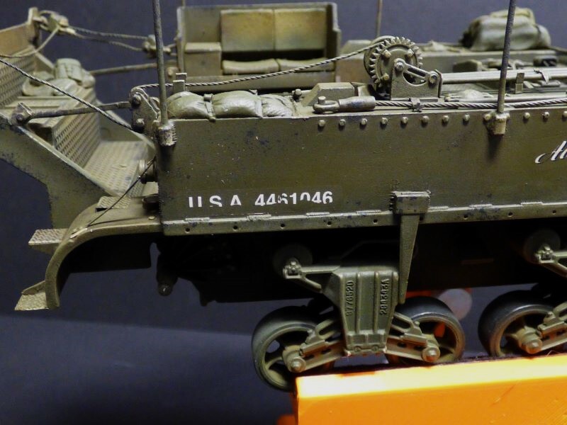 M-12  155 mm Gun Motor Carriage  ACADEMY  1/35 - Page 10 0qsv