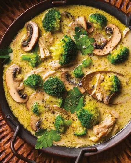 Curry thaïe brocoli/champignons/poulet Najv