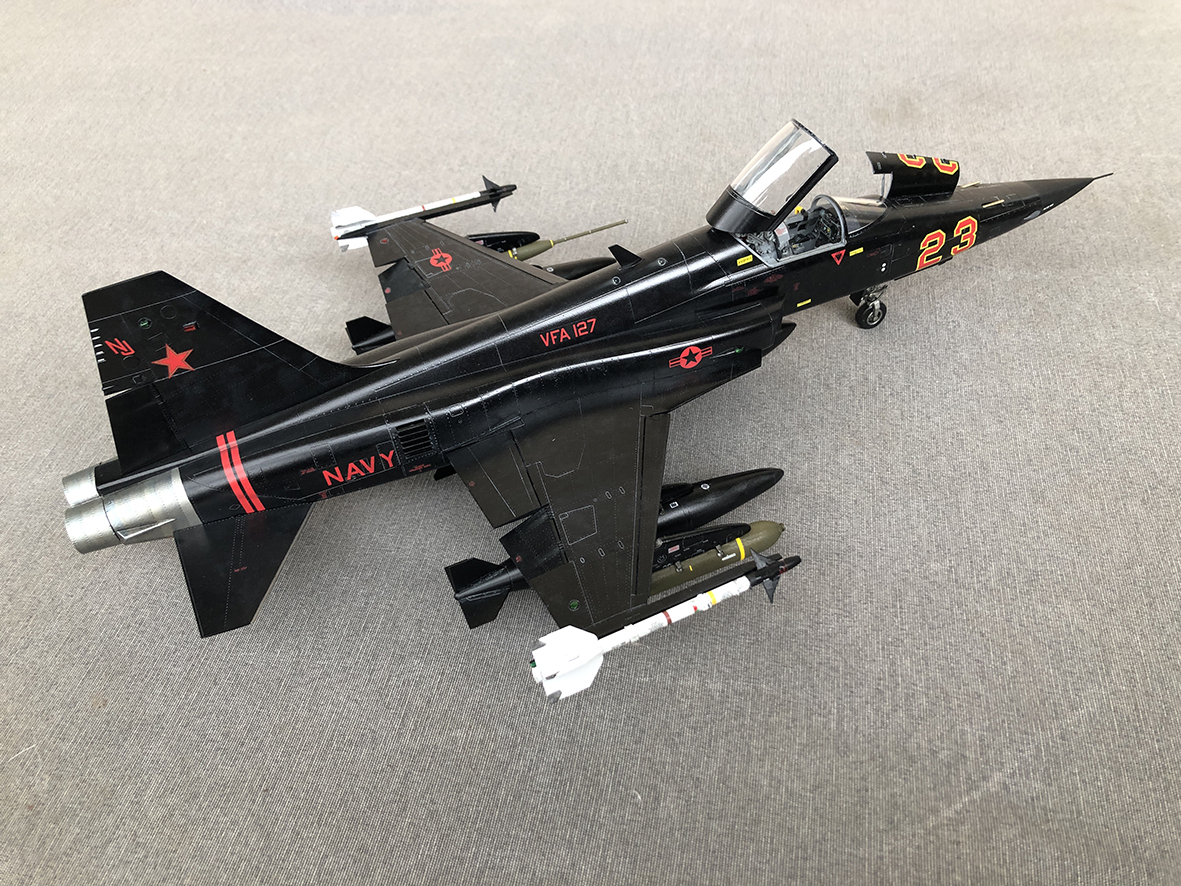 [Kitty Hawk] Northrop F-5E Tiger II Aggressor  1/32  (nf5e) Rs4h
