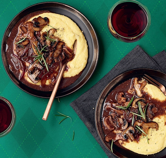 Champignons au vin rouge, polenta crémeuse 2krg