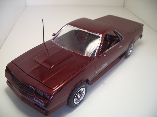 Chevy El Camino SS 1986 de chez MPC au 1/25 .  - Page 2 Fdtc