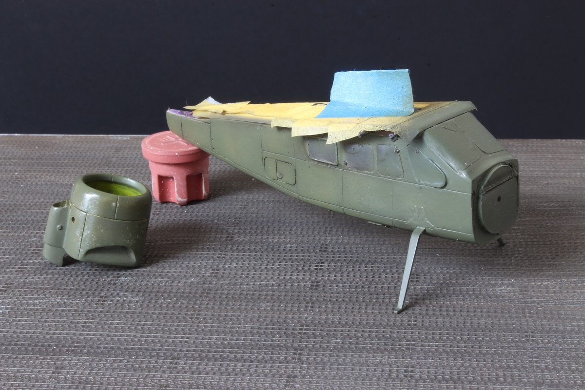 [Concours"Souriez, vous êtes filmés!"] [Model Art] Max-Holste MH-1521M Broussard  1/72 par Régis Biaux - Page 8 Hm8u