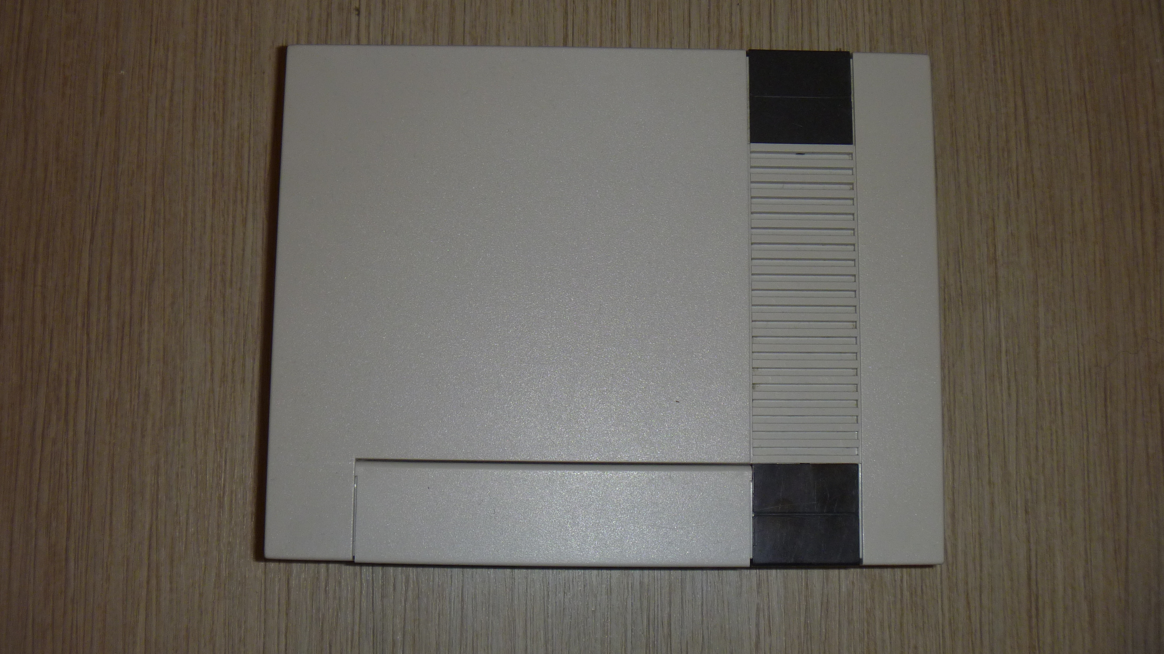 [VDS] Console NES FRA en loose avec deux manettes et Duckhunt/Mario Weq9