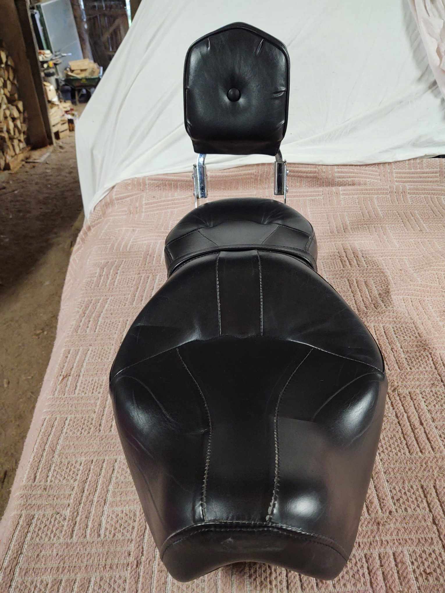 Vends selle et sissybar Sport 1200 de 2002 Ydcb