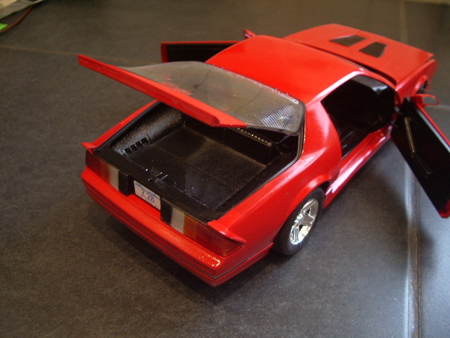 camaro Z-28 IROC de 1987 au 1/16 - Page 3 49d2