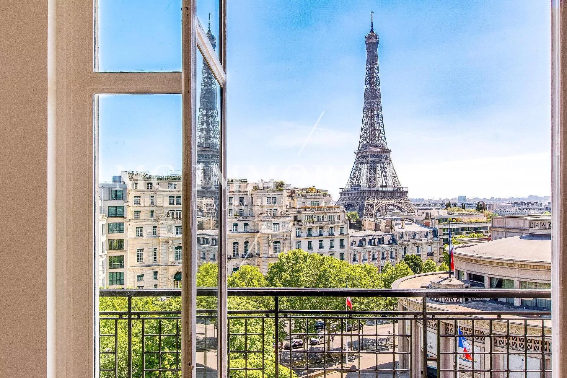 Appartement Paris 16e avec vue sur la Tour Eiffel