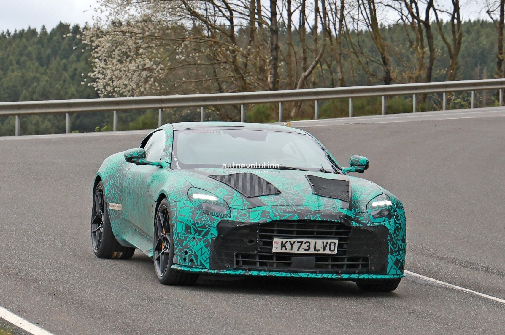 2025 - [Aston Martin] DBS  1u2k