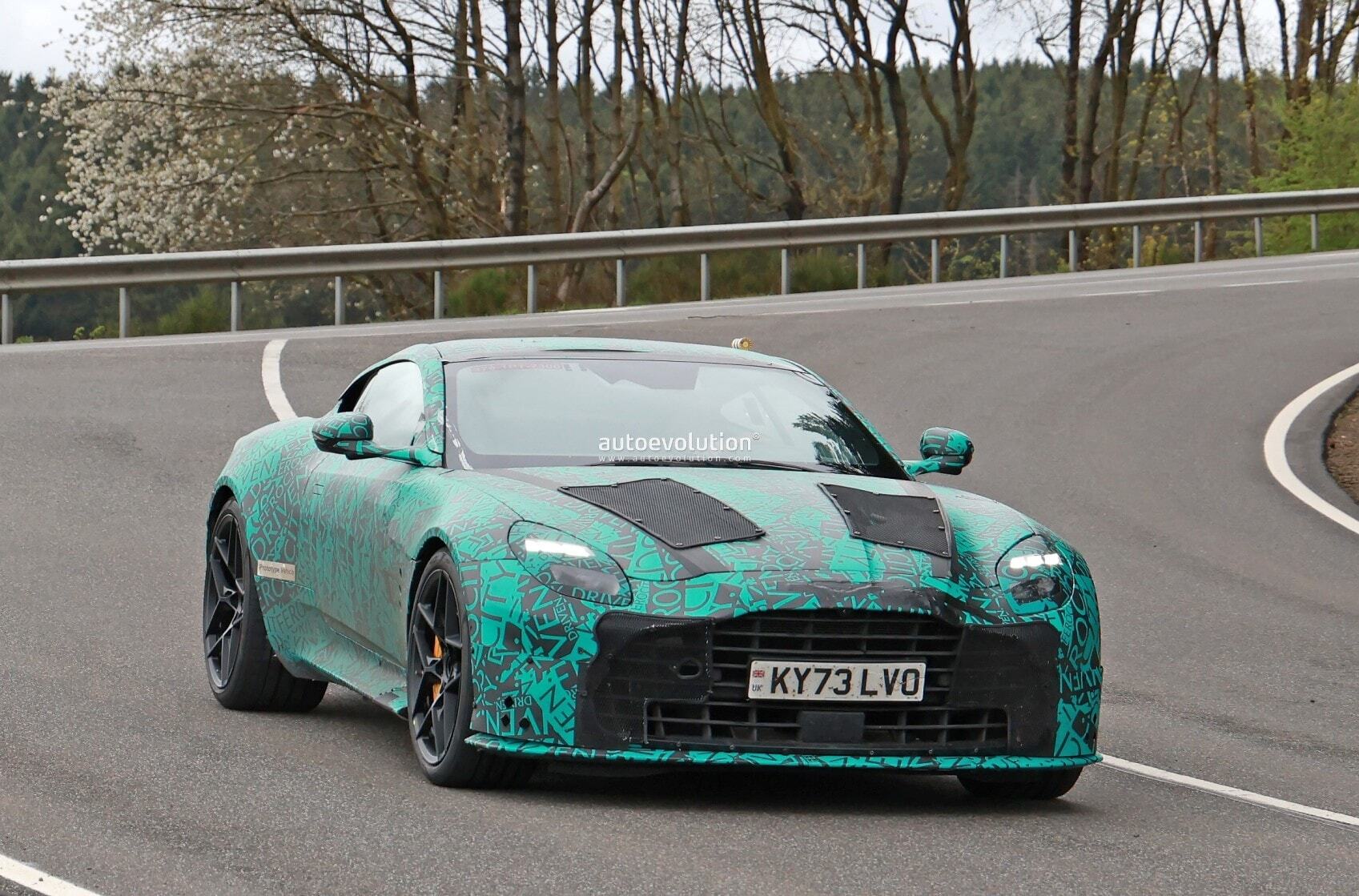 2025 - [Aston Martin] DBS  6k51