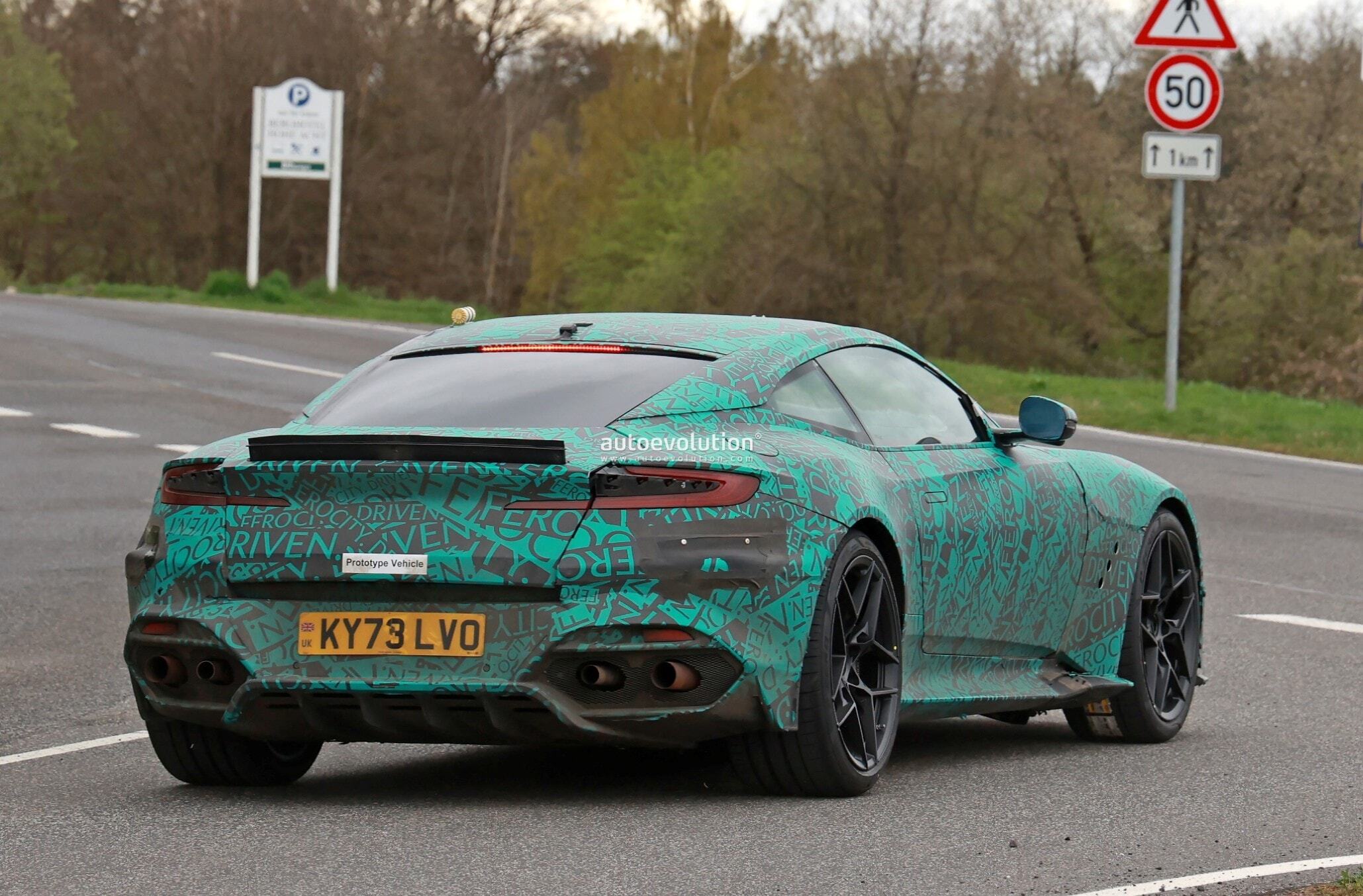 2025 - [Aston Martin] DBS  Ovgn