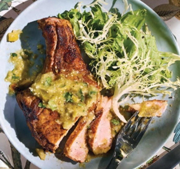 Côtelette de porc à la mexicaine, salsa verde au citron rôti Taxn