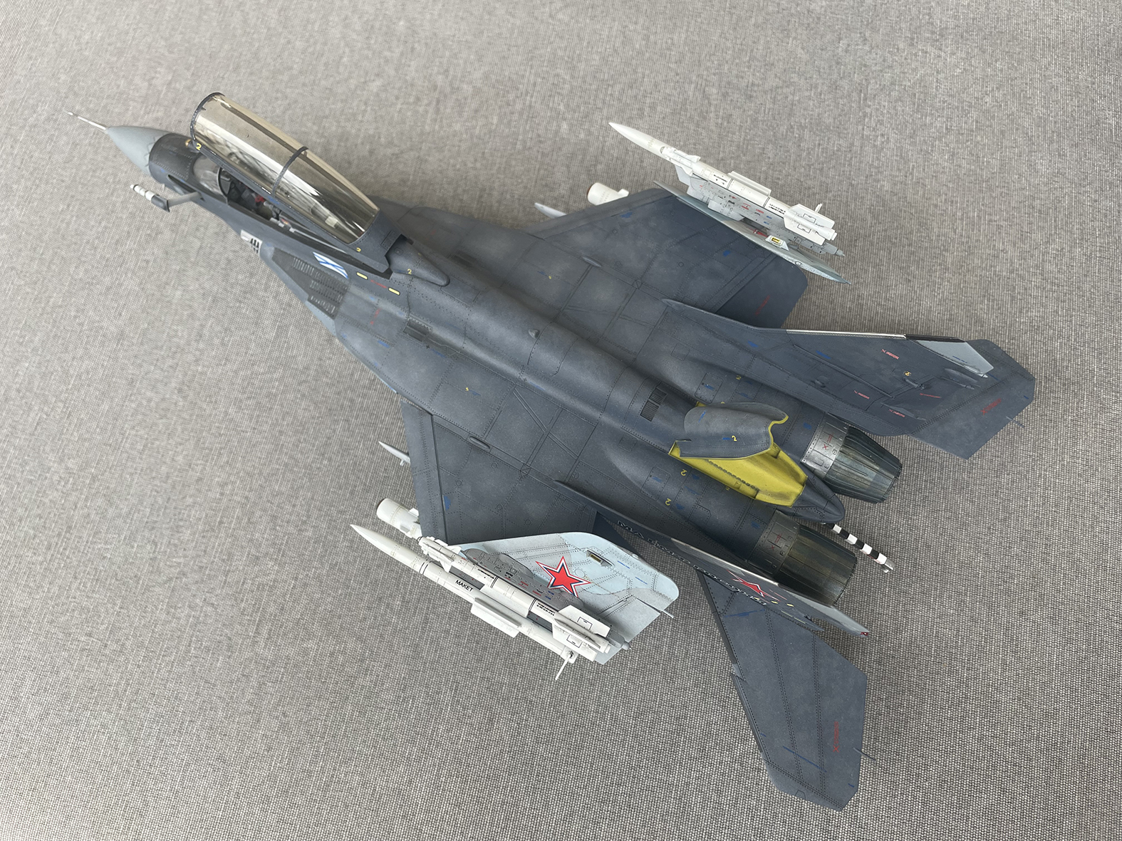 [HOBBY BOSS] 1/48 - Mikoyan-Gourevitch MIG-29K Fulcrum  0hgi