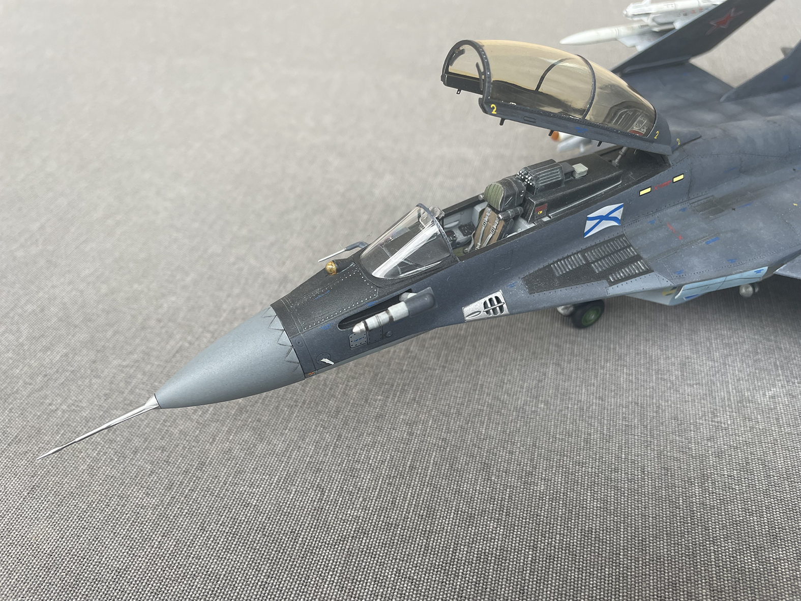 [HOBBY BOSS] 1/48 - Mikoyan-Gourevitch MIG-29K Fulcrum  Q5hl