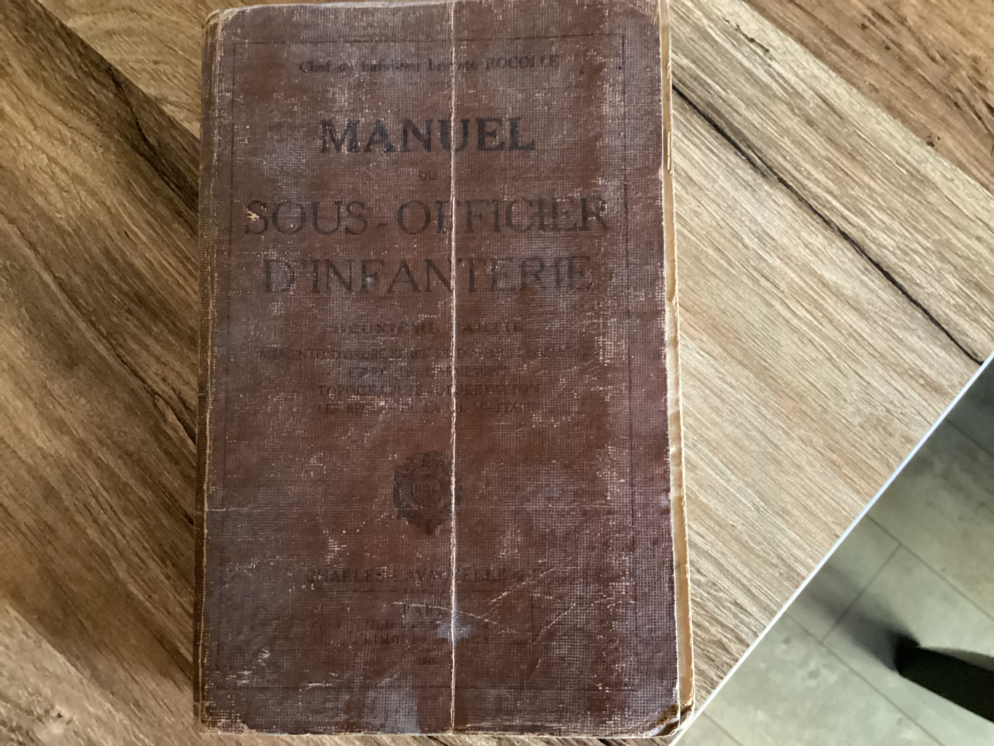 Manuel sous officier infanterie 1946 462r