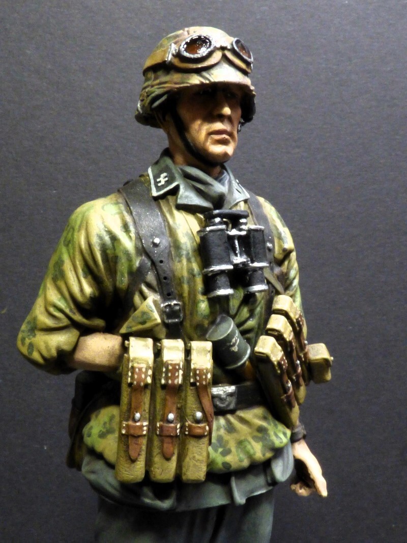 Unterscharfuhrer   VERLINDEN  120mm Cuhf