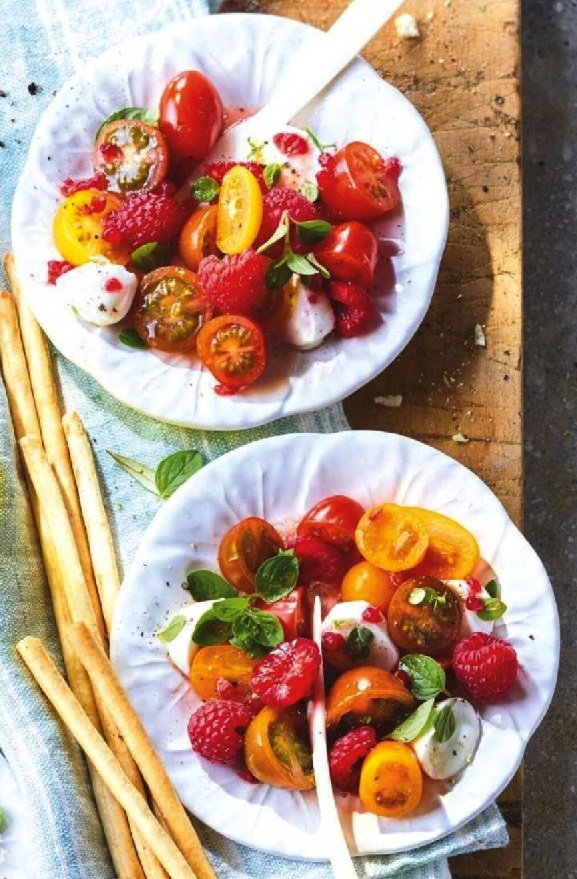 Salade tomate/mozzarella/framboises Mb72