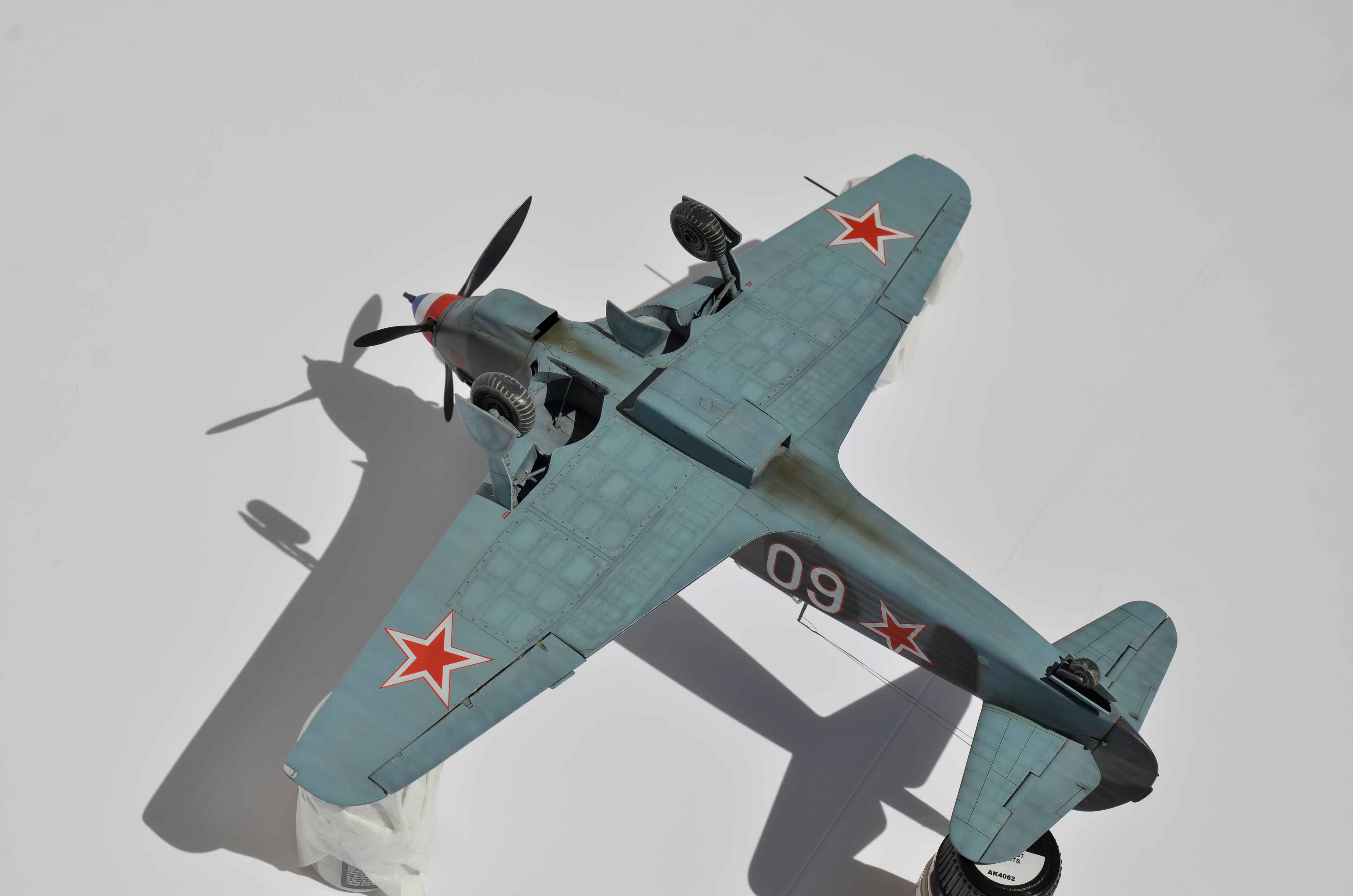 [ICM] 1/32 - Yakovlev Yak-9T – René CHALLE – Régiment Normandie-Niemen – (yak9) Sw0p