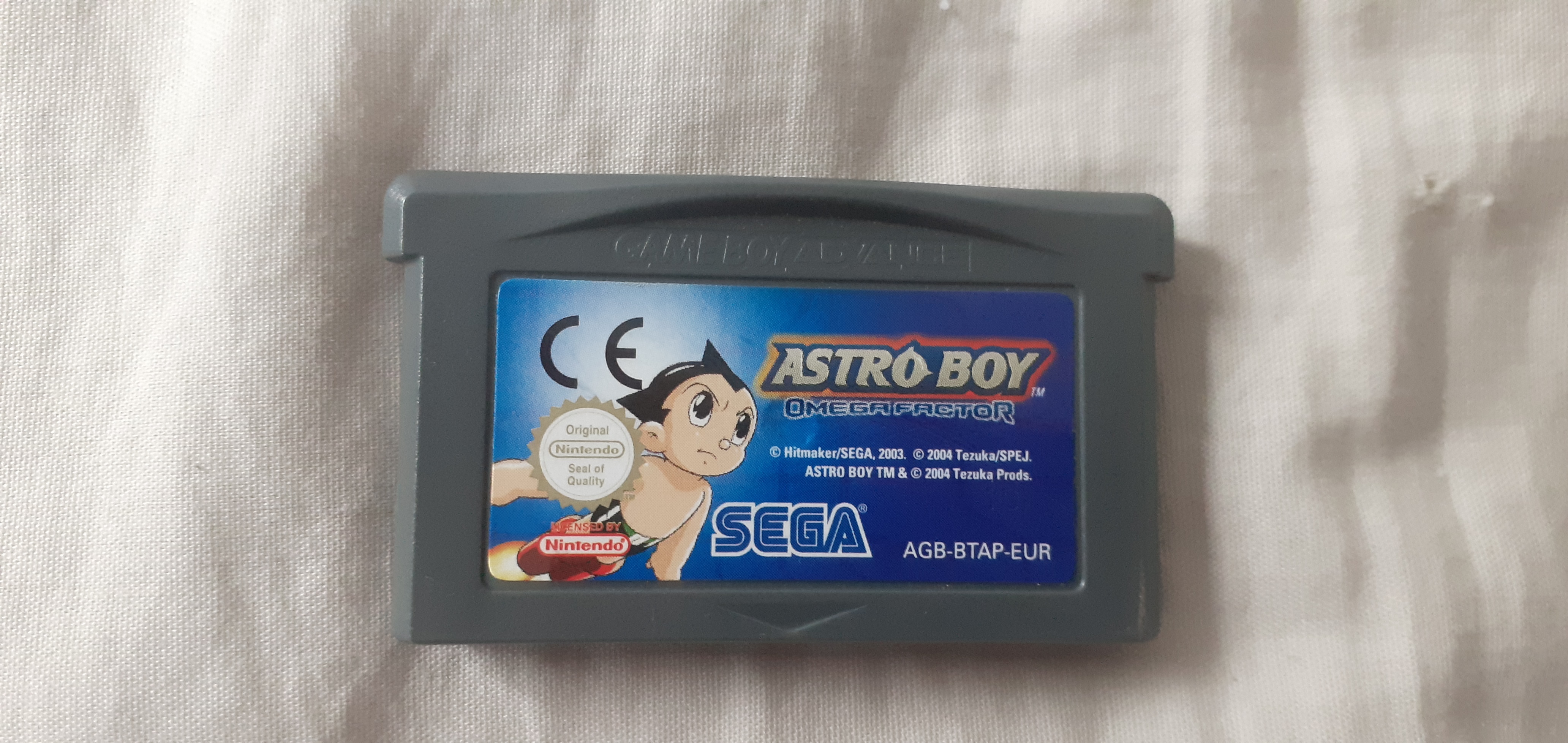 vends jeux game boy et gba  en loose (rockman 5)  + kirby nes 1nmr