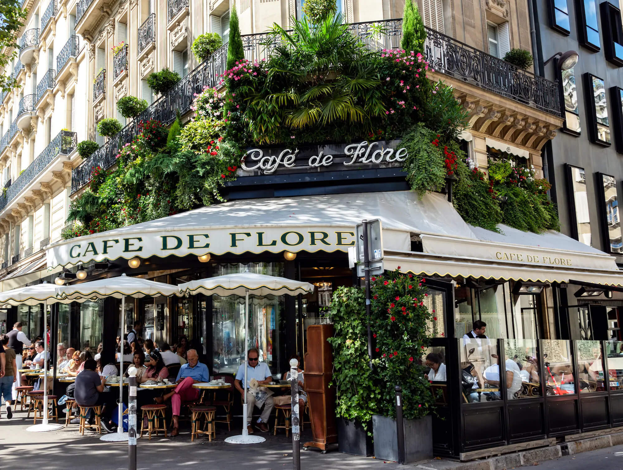 Café de Flore, Saint Germain des Prés, Paris 6e Arrondissement