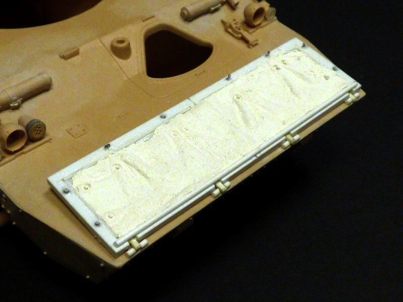 AMX 10 RCR - 1/35 - TIGER MODEL - Page 2 Ebwn