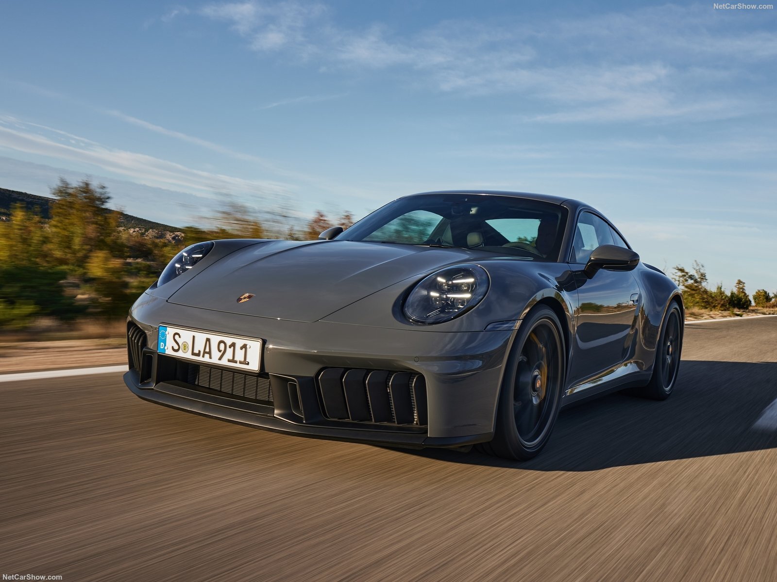 2023 - [Porsche] 911 restylée [992.2] - Page 2 Owm3