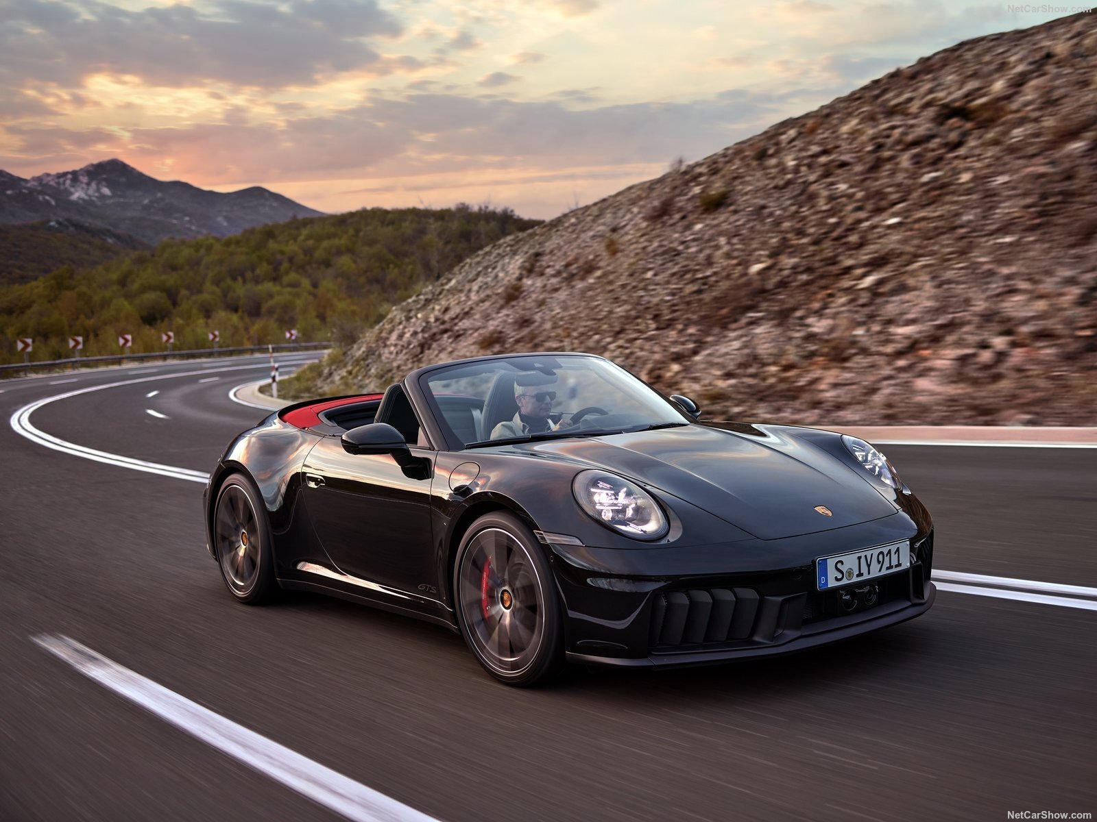 2023 - [Porsche] 911 restylée [992.2] - Page 2 Wevv