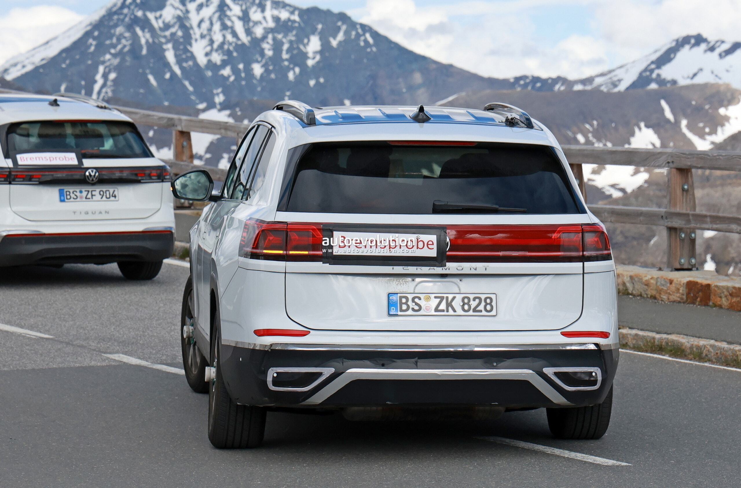 2025 - [Volkswagen] Atlas II In31