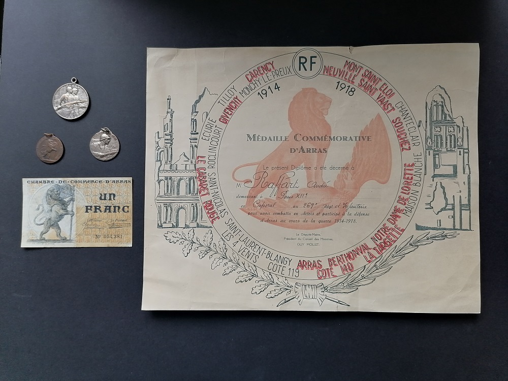 lot combat artois 14/18 (médailles diplomes et autres sur secteur arras et lorette) P87t