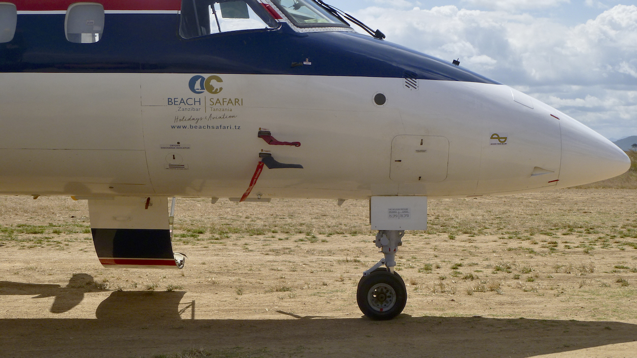 Des Avions en TANZANIE. - Page 9 0770