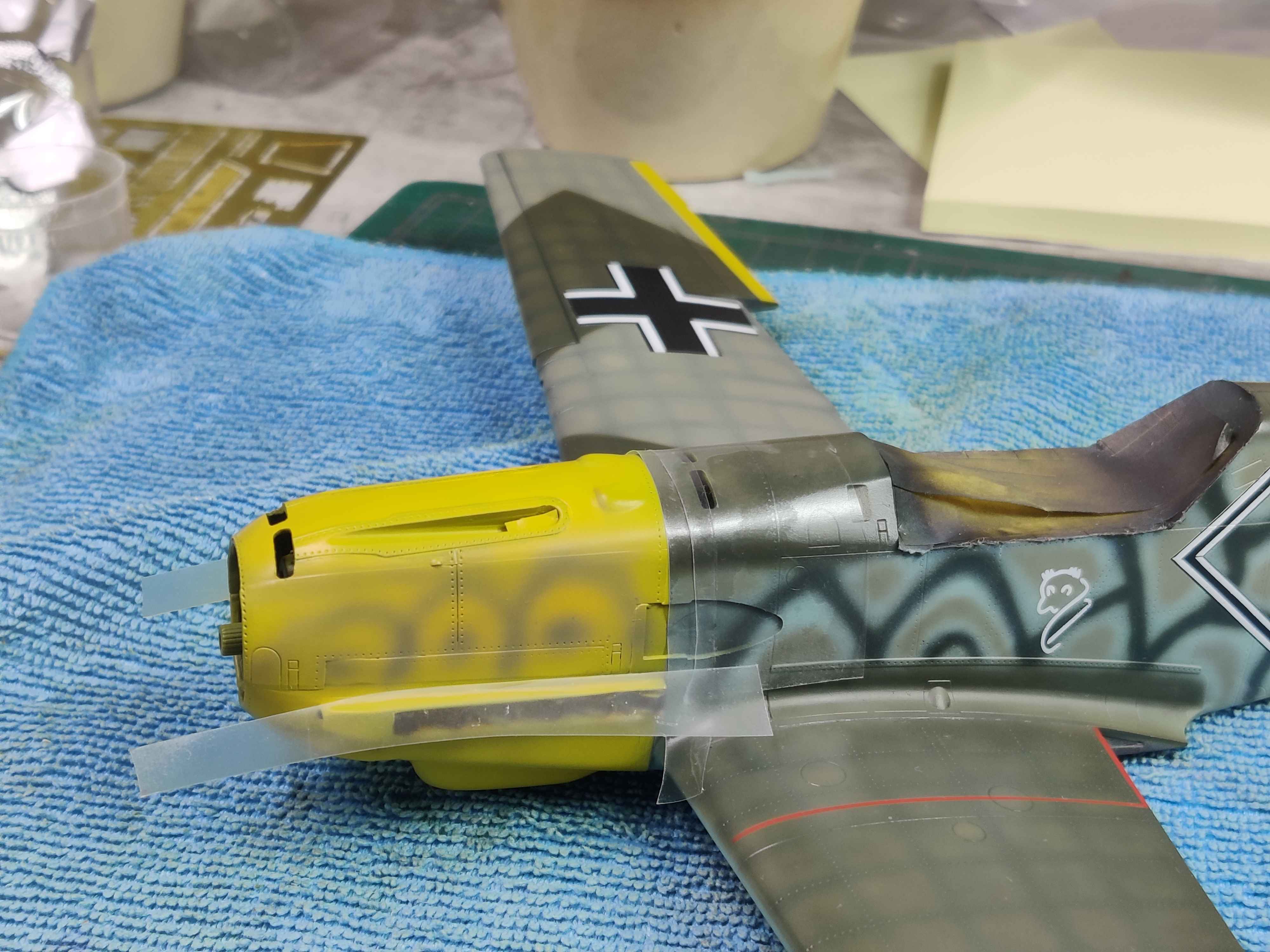 [TRUMPETER] 1/32 - Messerschmitt Bf 109 E-4   -  Stab II./JG54  (bf109) - Page 5 7guk